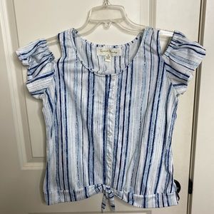 Off the shoulder top with front tie